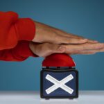 (RFE USCIS rechazado) ¿Qué hacer si tu caso migratorio es rechazado o te llega una carta de ‘request for evidence’?